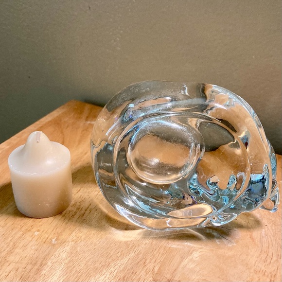 INDIANA GLASS Kitty Cat Glass Votive Candle Holder with Hand Crochet Doily - Picture 13 of 16